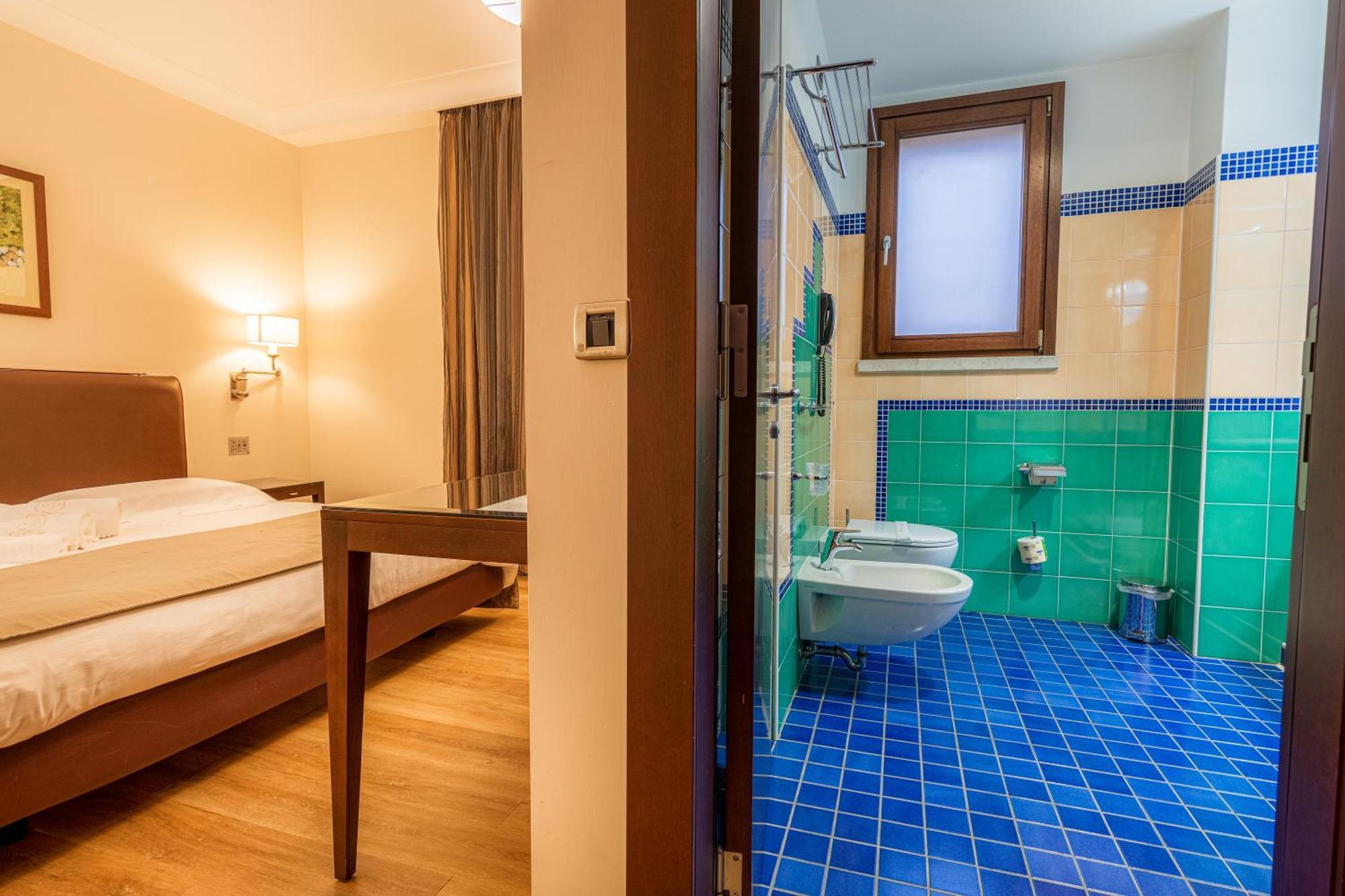 Hotel Cala Del Porto Vibo Valentia Marina Eksteriør bilde