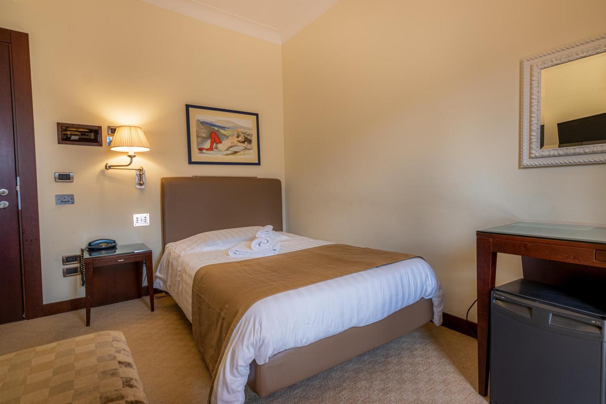 Hotel Cala Del Porto Vibo Valentia Marina Eksteriør bilde