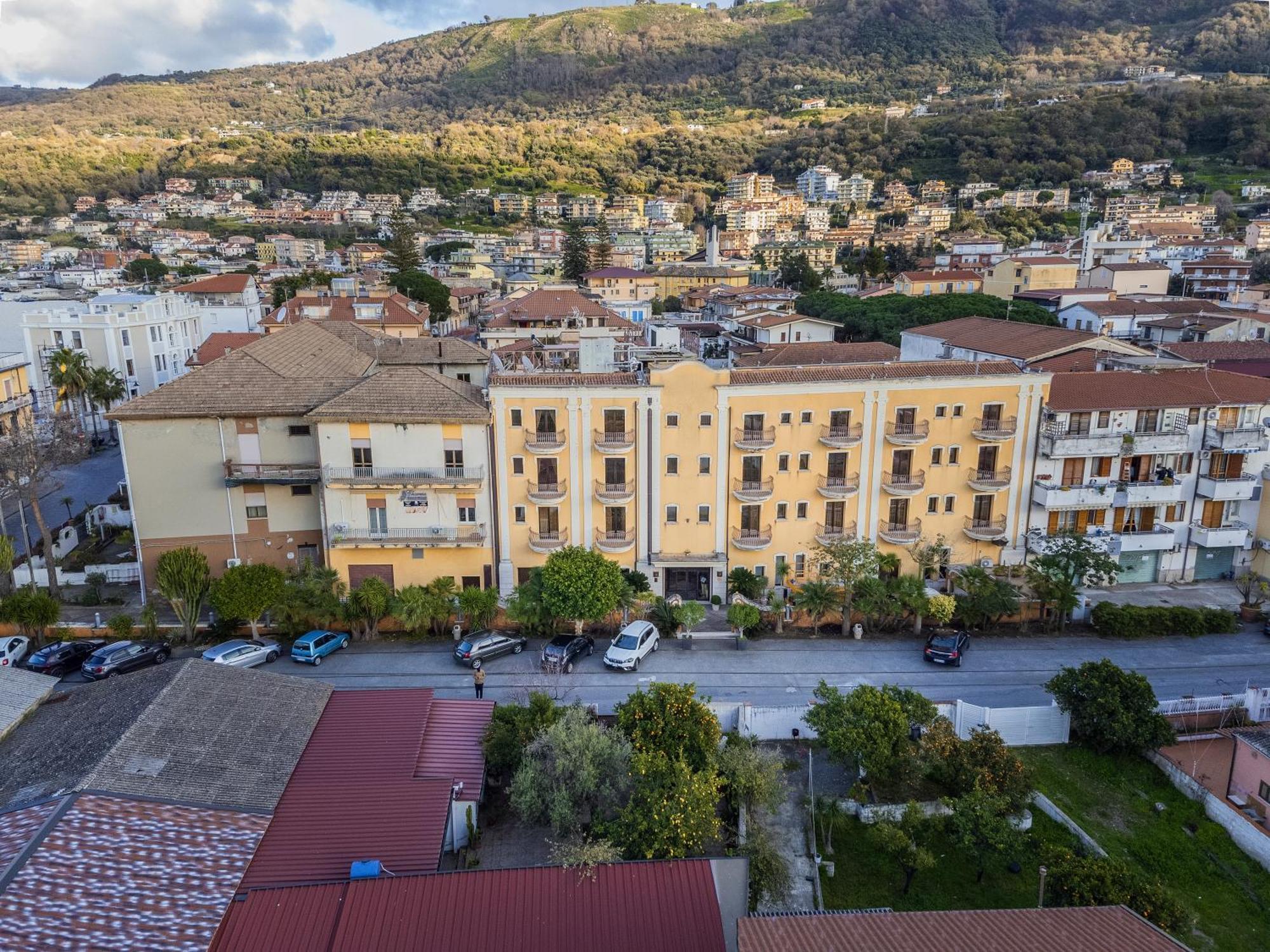 Hotel Cala Del Porto Vibo Valentia Marina Eksteriør bilde